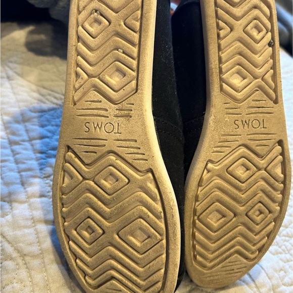 Lot of Toms size 8.5 gray and black - Picture 2 of 2